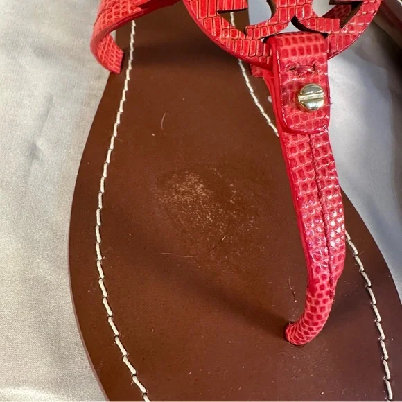 Tory Burch Mini Miller Flat Thong Micro Tejus Print Leather Sandals. Size 8 - Picture 3 of 9